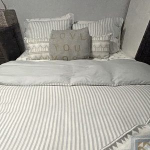 Pottery Barn Teen Duvet Cover & Pillow Sham